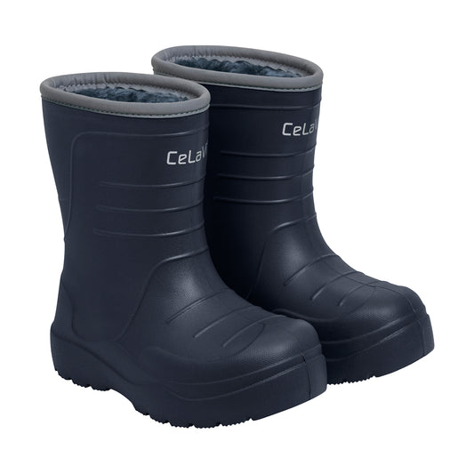 Die gefütterten Gummistiefel für Kinder sind perfekt für kalte und nasse Tage. Die Thermalfunktion hält die Füße warm und trocken, während das geprägte Design für einen modischen Look sorgt. Mit diesen Gummistiefeln sind Ihre Kinder für jedes Wetter gerüstet.